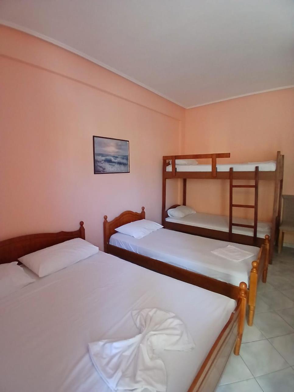 Hotel Rossi Vlorë Exterior foto